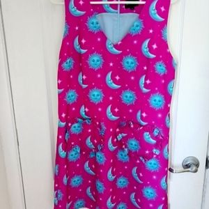 Hayley Elsaesser sun and moon dress ☀️🌙